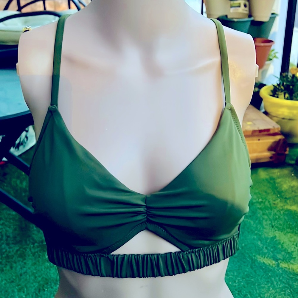 Bikini top